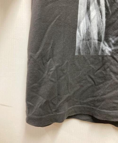 biotope（ビオトープ）biotope (ビオトープ) Kate Moss by David Sims ブラック サイズ:Mの古着・服飾アイテム