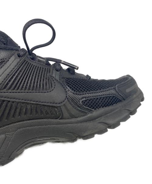 NIKE（ナイキ）NIKE (ナイキ) ZOOM VOMERO 5 ブラック サイズ:25.5ｃｍの古着・服飾アイテム