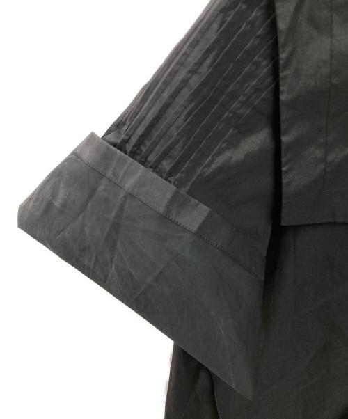 LE PHIL（ル フィル）LE PHIL (ル フィル) グロッシータイプライターブラウス ブラック サイズ:FREEの古着・服飾アイテム