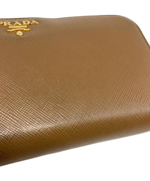 PRADA（プラダ）PRADA (プラダ) 財布 ベージュの古着・服飾アイテム