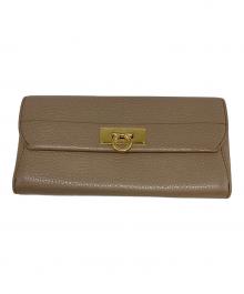 Salvatore Ferragamo（サルヴァトーレ フェラガモ）の古着「財布」｜ベージュ