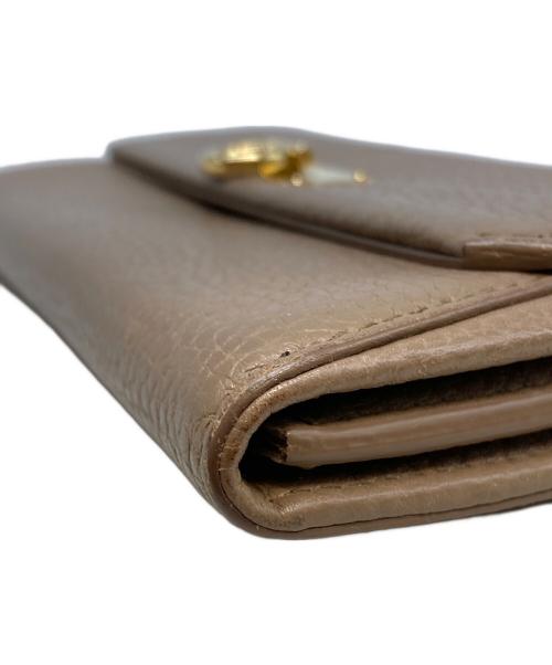 Salvatore Ferragamo（サルヴァトーレ フェラガモ）Salvatore Ferragamo (サルヴァトーレ フェラガモ) 財布 ベージュの古着・服飾アイテム