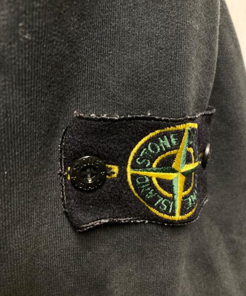 STONE ISLAND（ストーンアイランド）STONE ISLAND (ストーンアイランド) クルーネックワッペンロゴスウェット ブラック サイズ:Mの古着・服飾アイテム