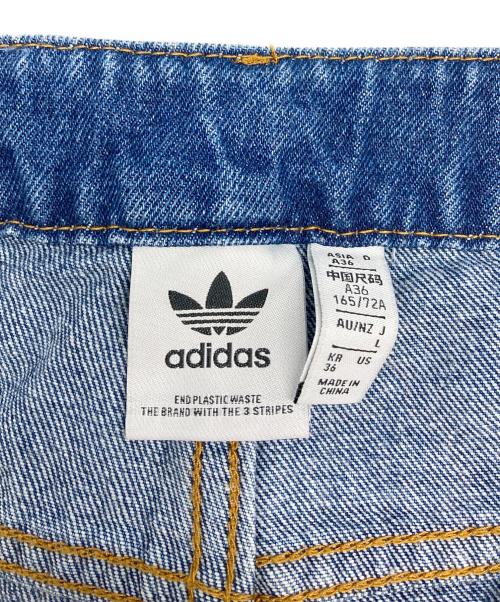 adidas（アディダス）adidas (アディダス) 刺繍デニムパンツ IP3768 インディゴ サイズ:Lの古着・服飾アイテム