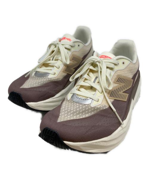 NEW BALANCE（ニューバランス）NEW BALANCE (ニューバランス) FuelCell Rebel v5 ベージュ サイズ:25ｃｍの古着・服飾アイテム