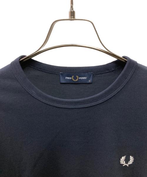 FRED PERRY（フレッドペリー）FRED PERRY (フレッドペリー) Tシャツ ネイビー サイズ:Ｍの古着・服飾アイテム
