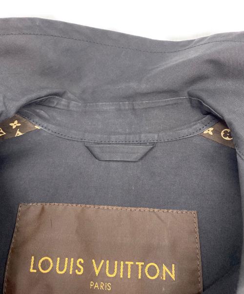 LOUIS VUITTON（ルイ ヴィトン）LOUIS VUITTON (ルイ ヴィトン) 裏地モノグラムゴム引きコート ブラック サイズ:36の古着・服飾アイテム
