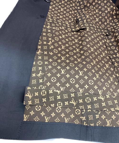 LOUIS VUITTON（ルイ ヴィトン）LOUIS VUITTON (ルイ ヴィトン) 裏地モノグラムゴム引きコート ブラック サイズ:36の古着・服飾アイテム