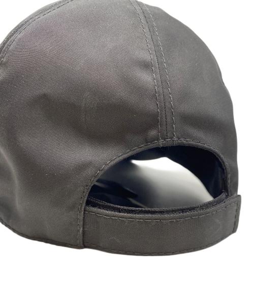 PRADA（プラダ）PRADA (プラダ) ReNylonベースボールキャップ 1HC274 2DMI トライアングルロゴ ブラック サイズ:Sの古着・服飾アイテム