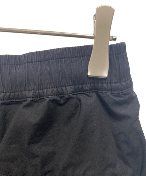 STONE ISLAND（ストーンアイランド）STONE ISLAND (ストーンアイランド) 24SS コンパスパッチハーフパンツ ブラック サイズ:30の古着・服飾アイテム