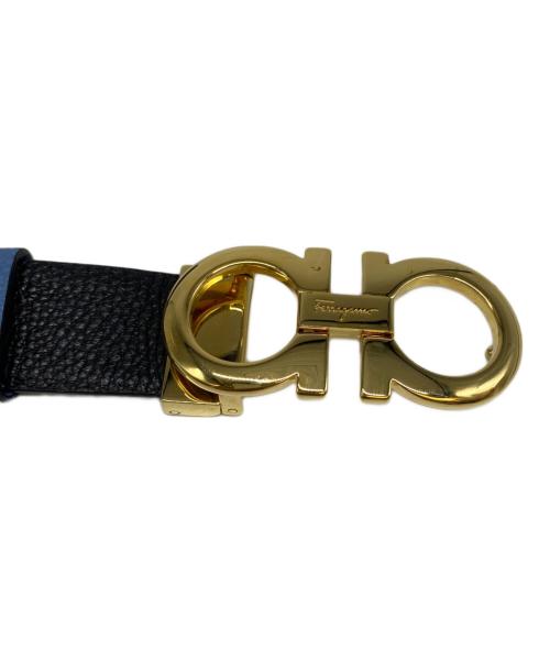 Salvatore Ferragamo（サルヴァトーレ フェラガモ）Salvatore Ferragamo (サルヴァトーレ フェラガモ) ガンチーニレザーベルト ブラック×ブルーの古着・服飾アイテム