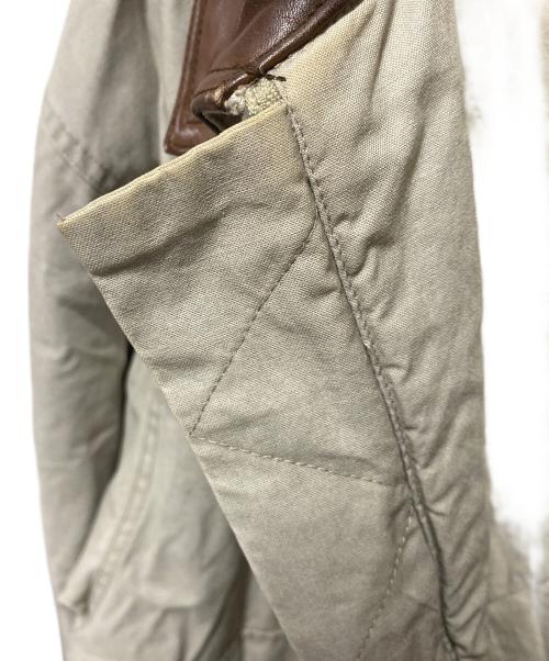 L.L.Bean（エルエルビーン）L.L.Bean (エルエルビーン) 80’s Aｰ2型ハンティングジャケット 襟レザー ベージュ サイズ:XLの古着・服飾アイテム
