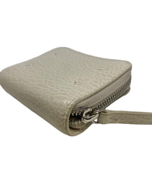 Maison Margiela（メゾンマルジェラ）Maison Margiela (メゾンマルジェラ) 2つ折り財布 ベージュの古着・服飾アイテム