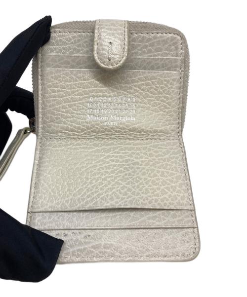 Maison Margiela（メゾンマルジェラ）Maison Margiela (メゾンマルジェラ) 2つ折り財布 ベージュの古着・服飾アイテム