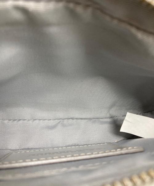 MARC JACOBS（マークジェイコブス）MARC JACOBS (マークジェイコブス) スナップショットショルダーバッグ シルバーの古着・服飾アイテム