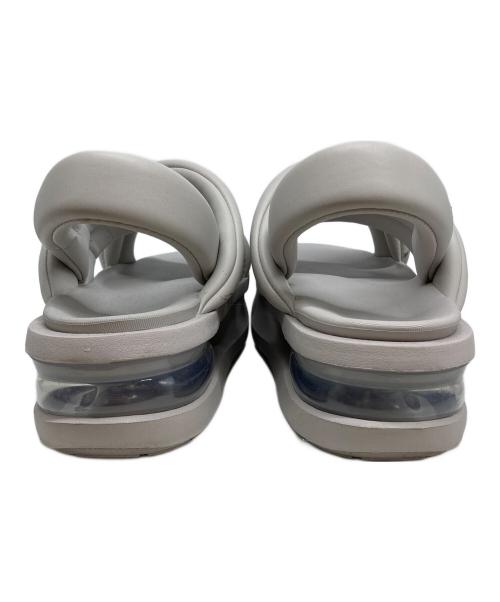 NIKE（ナイキ）NIKE (ナイキ) AIR MAX ISLA グレー サイズ:24の古着・服飾アイテム