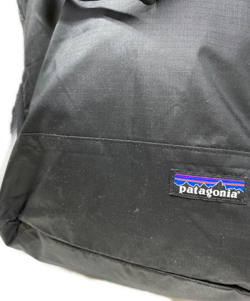 Patagonia（パタゴニア）Patagonia (パタゴニア) ウルトラライト・ブラックホール・トート・パック ブラックの古着・服飾アイテム