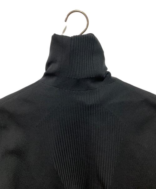 DESCENTE（デサント）DESCENTE (デサント) フュージョンニットフーディ ブラック サイズ:Sの古着・服飾アイテム