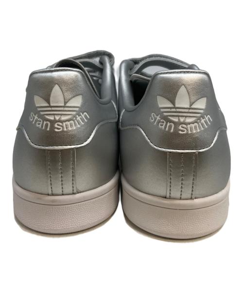 adidas（アディダス）adidas (アディダス) ローカットスニーカー シルバー サイズ:28.5の古着・服飾アイテム