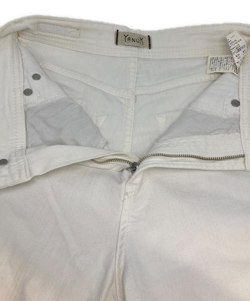 YANUK（ヤヌーク）YANUK (ヤヌーク) Really Light/Spill Proof ワイドフレア ホワイト サイズ:26の古着・服飾アイテム