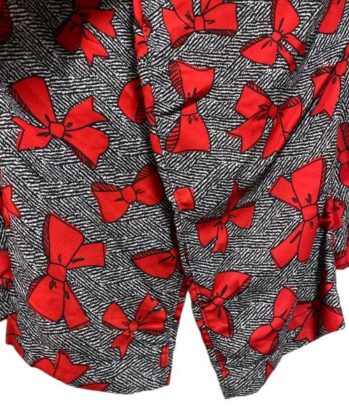tricot COMME des GARCONS（トリココムデギャルソン）tricot COMME des GARCONS (トリココムデギャルソン) リボン柄ブラウス レッド サイズ:Ｍの古着・服飾アイテム