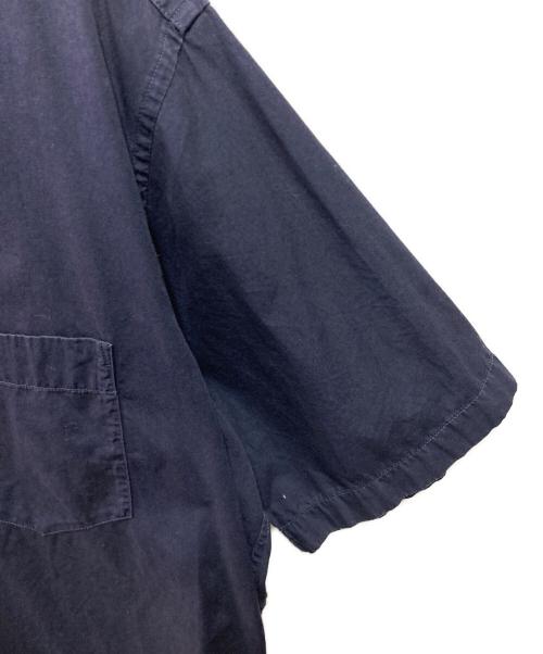 ISSEY MIYAKE（イッセイミヤケ）ISSEY MIYAKE (イッセイミヤケ) 半袖シャツ ネイビー サイズ:２の古着・服飾アイテム