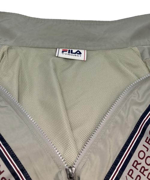 FILA（フィラ）FILA (フィラ) Y. PROJECT (ワイプロジェクト) Pop Up Track Jacket YPFIJACK1-S22 ベージュ サイズ:Ｓの古着・服飾アイテム