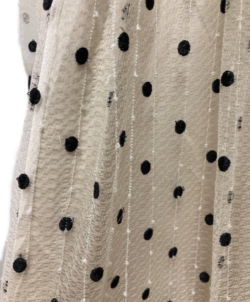 GRACE CONTINENTAL（（グレースコンチネンタル）GRACE CONTINENTAL (（グレースコンチネンタル) 25SS ビーズ刺繍ドットドレス ベージュ サイズ:36の古着・服飾アイテム