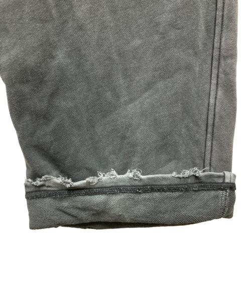 PERVERZE（パーバーズ）PERVERZE (パーバーズ) DISTRESS Regular Sweatpants グレー サイズ:Ｍの古着・服飾アイテム