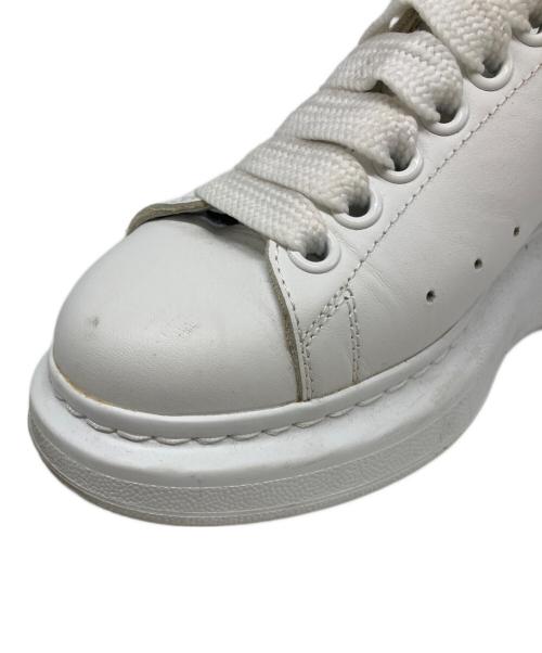 ALEXANDER McQUEEN（アレキサンダーマックイーン）ALEXANDER McQUEEN (アレキサンダーマックイーン) スニーカー ホワイト サイズ:36の古着・服飾アイテム