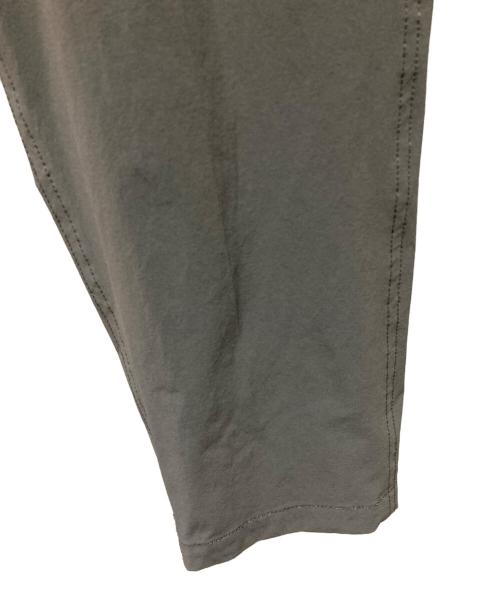 GARMIN（ガーミン）GARMIN (ガーミン) ストレッチ ナイロン1タック セミワイドパンツ グレー サイズ:Lの古着・服飾アイテム