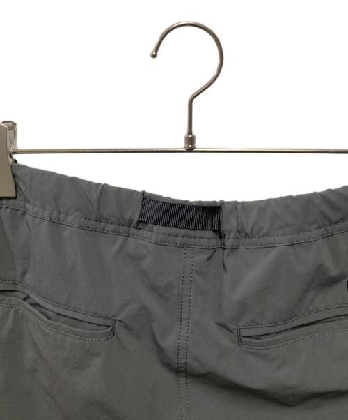 GARMIN（ガーミン）GARMIN (ガーミン) ストレッチ ナイロン1タック セミワイドパンツ グレー サイズ:Lの古着・服飾アイテム