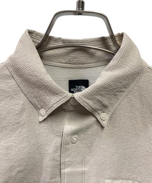 THE NORTH FACE（ザ ノース フェイス）THE NORTH FACE (ザ ノース フェイス) S／S Awning Shirt アイボリー サイズ:ＸＳの古着・服飾アイテム