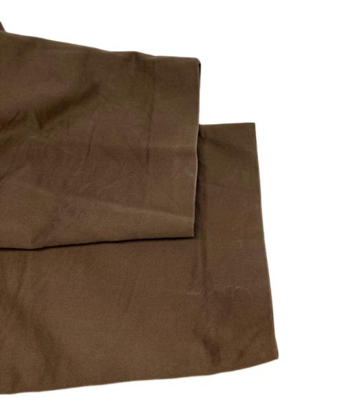 AURALEE（オーラリー）AURALEE (オーラリー) WASHED FINX CHINO TAPERED PANTS ブラウン サイズ:4の古着・服飾アイテム
