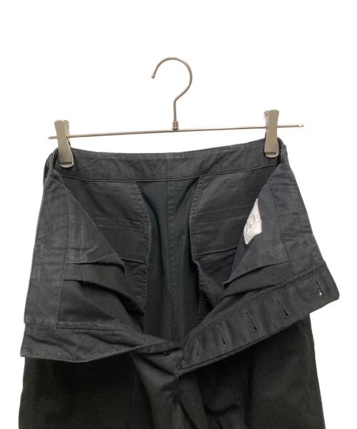 HYKE（ハイク）HYKE (ハイク) T/C TWILL ARMY WIDE LEG CHINOS ブラック サイズ:XLの古着・服飾アイテム