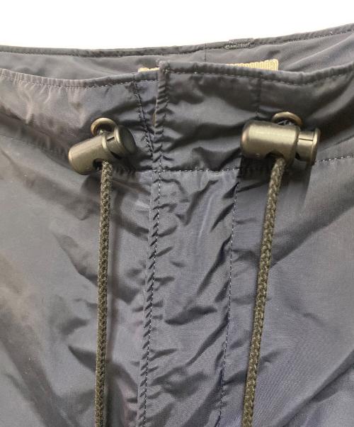 AURALEE（オーラリー）AURALEE (オーラリー) LIGHT NYLON FATIGUE PANTS ネイビー サイズ:4の古着・服飾アイテム