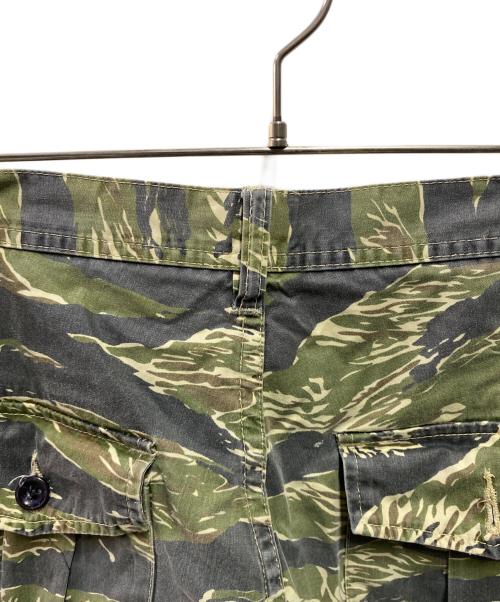 stussy（ステューシー）stussy (ステューシー) タイガーカモカットオフハーフパンツ グリーン サイズ:32の古着・服飾アイテム