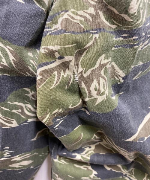 stussy（ステューシー）stussy (ステューシー) タイガーカモカットオフハーフパンツ グリーン サイズ:32の古着・服飾アイテム