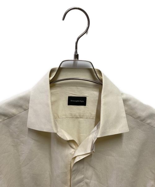 ERMENEGILDO ZEGNA（エルメネジルド・ゼニア）ERMENEGILDO ZEGNA (エルメネジルド・ゼニア) tailored fit シャツ ベージュ サイズ:Ｍの古着・服飾アイテム