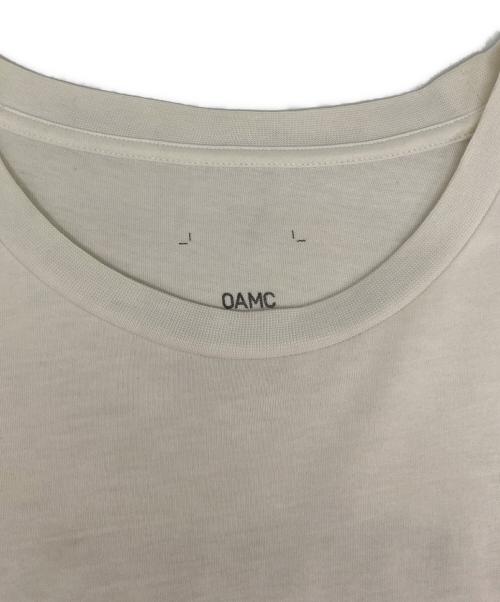 OAMC（オーエーエムシー）OAMC (オーエーエムシー) Tシャツ ホワイト サイズ:Ｌの古着・服飾アイテム