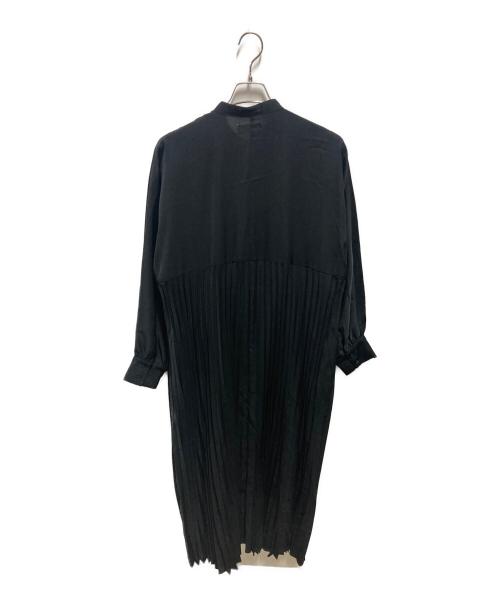 SUM1 STYLE（スミスタイル）SUM1 STYLE (スミスタイル) 26SS ドルマンプリーツワンピース ブラック サイズ:ＦＲＥＥの古着・服飾アイテム
