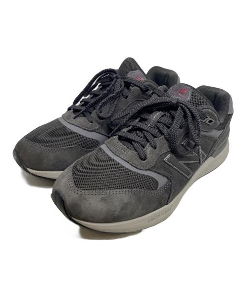 NEW BALANCE（ニューバランス）NEW BALANCE (ニューバランス) Fresh Foam 880 V7 ローカットスニーカー グレー サイズ:26.5の古着・服飾アイテム