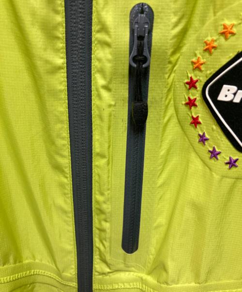 NIKE（ナイキ）NIKE (ナイキ) F.C.R.B. (エフシーレアルブリストル) ナイロンジャケット イエロー サイズ:Sの古着・服飾アイテム