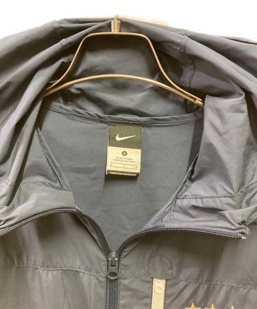 NIKE（ナイキ）NIKE (ナイキ) F.C.R.B. (エフシーレアルブリストル) PACKABLE JACKET ネイビー サイズ:Ｓの古着・服飾アイテム