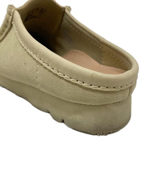 CLARKS ORIGINALS（クラークス オリジナルズ）CLARKS ORIGINALS (クラークス オリジナルズ) Wallabee Slip ベージュ サイズ:26.5の古着・服飾アイテム