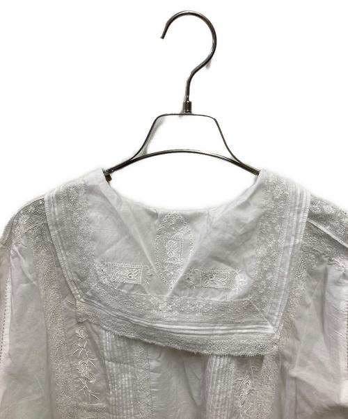 Curensology（カレンソロジー）Curensology (カレンソロジー) レーヨンレースチュニック ホワイト サイズ:ＦＲＥＥ 未使用品の古着・服飾アイテム