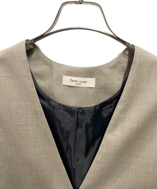 Demi-Luxe Beams（デミルクス ビームス）Demi-Luxe Beams (デミルクス ビームス) ツイル Vあき プルオーバー ベスト ベージュ サイズ:38 未使用品の古着・服飾アイテム