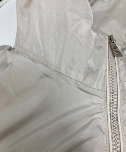 MONCLER（モンクレール）MONCLER (モンクレール) VIVE GIUBBOTTO アイボリー サイズ:1の古着・服飾アイテム
