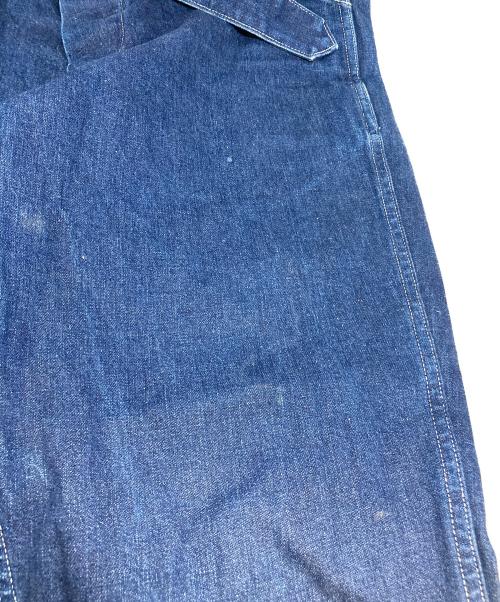 COMOLI（コモリ）COMOLI (コモリ) ベルベットデニムパンツ インディゴの古着・服飾アイテム