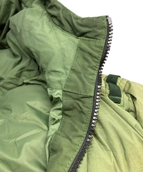 STONE ISLAND（ストーンアイランド）STONE ISLAND (ストーンアイランド) GARMENT DYED CRINKLE REPS R-NY DOWN グリーン サイズ:Mの古着・服飾アイテム